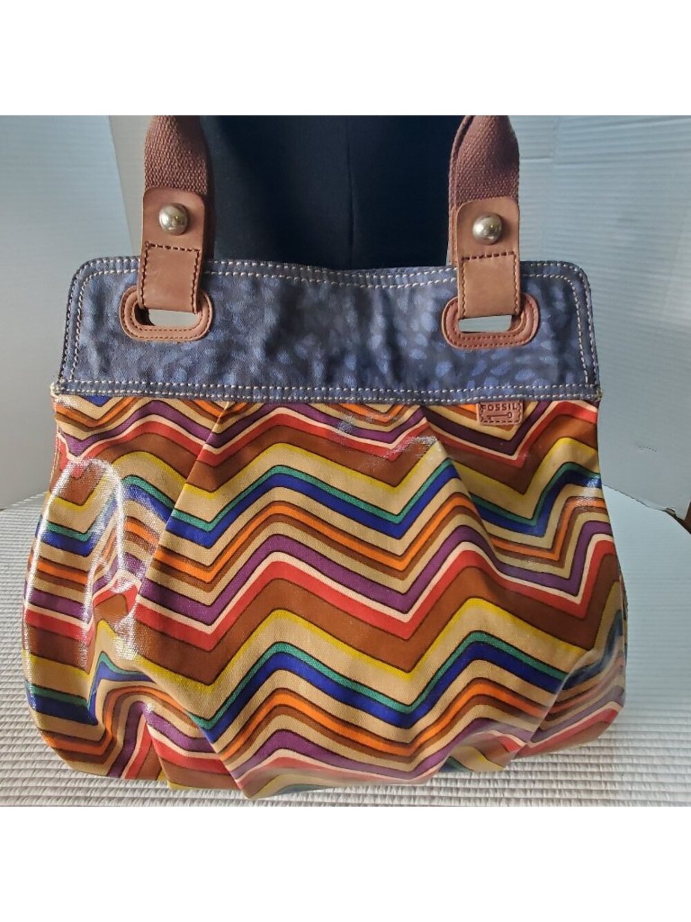Fossil Key Per Purse Vintage Shoulder Bag 17x12.5 Multicolor Zig Zag Coated Tote
